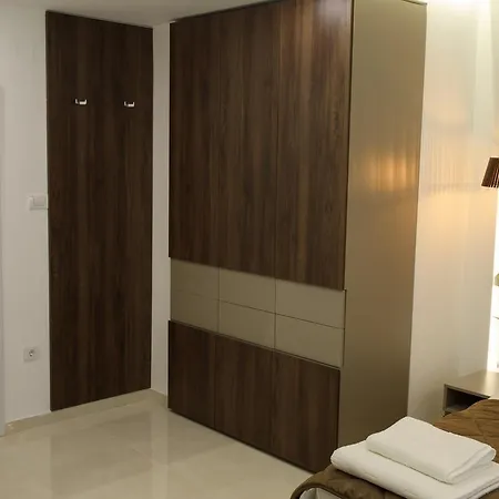 Princ Apartamento Ni